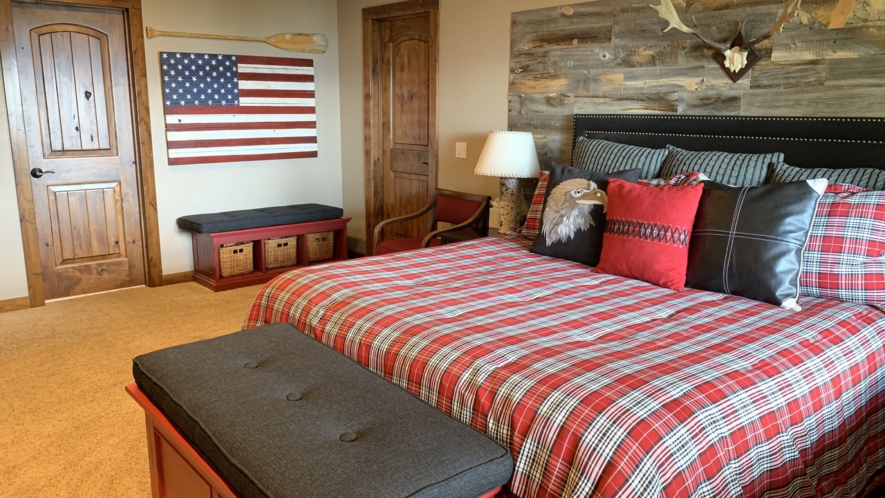 Photo of Bedroom in Meeks Bay