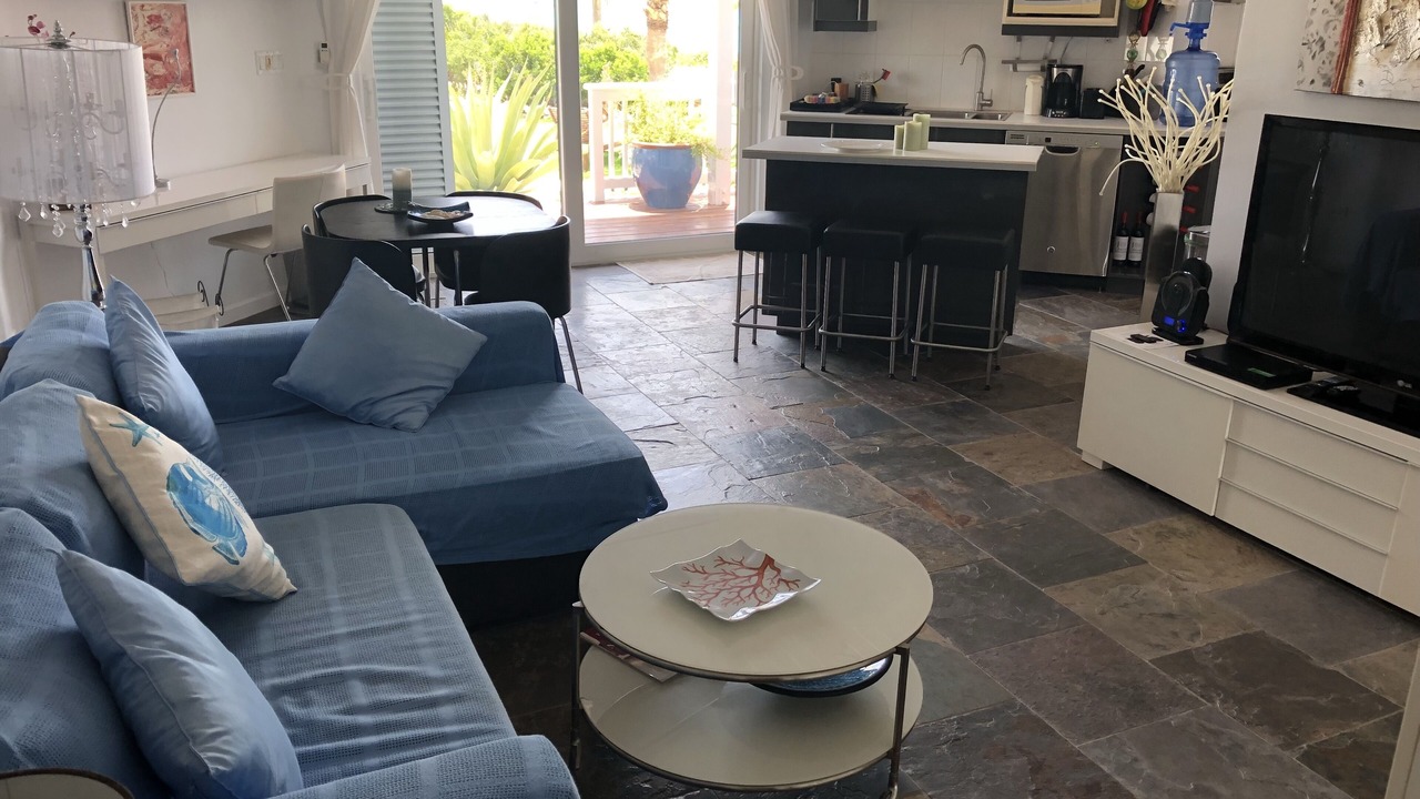 Photo of Livingroom in Cockburn Town