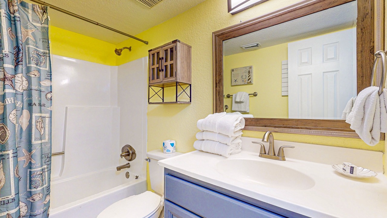 Photo of Bathroom in Gulf Shores