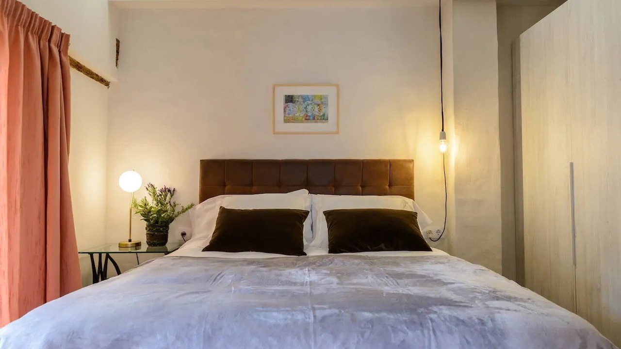 Photo of Bedroom in Figueres
