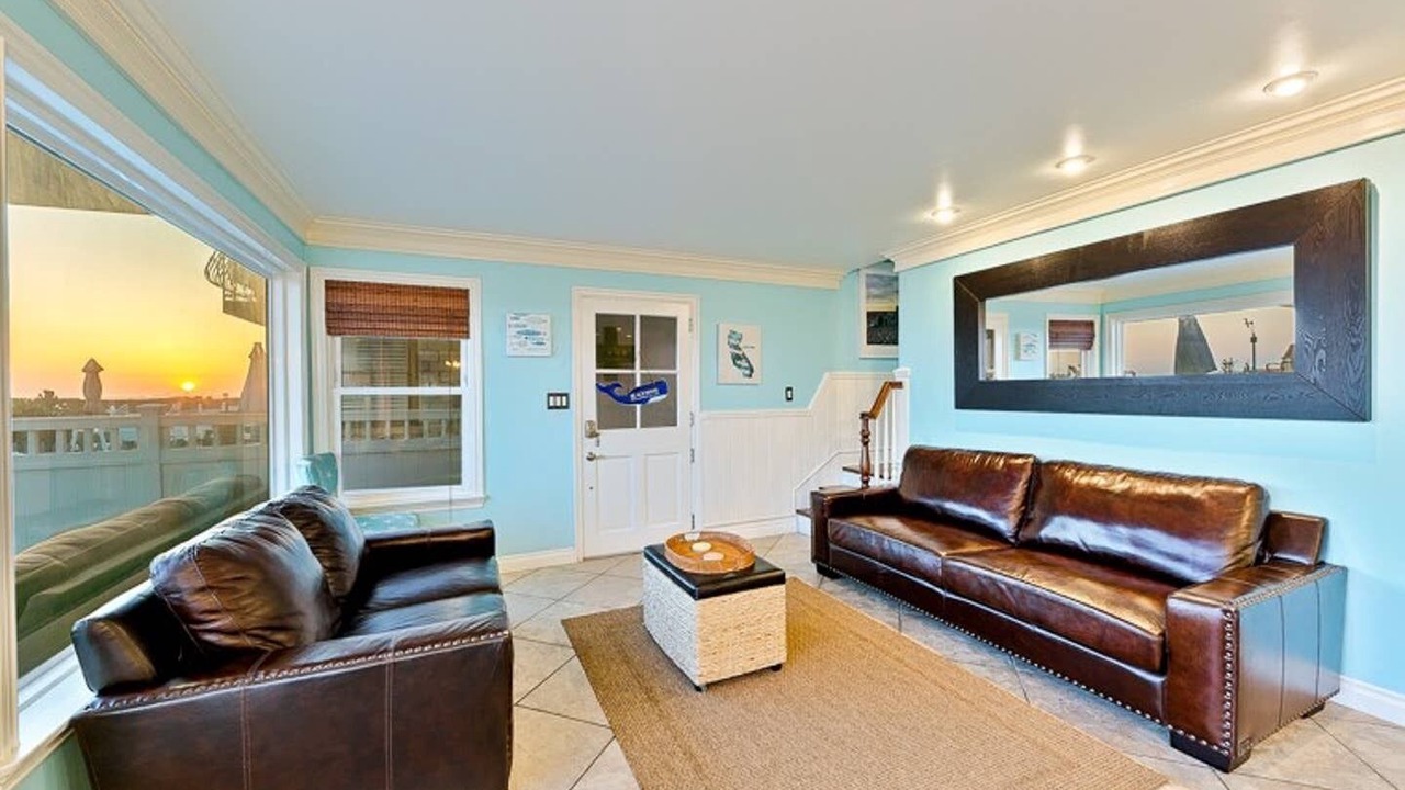 Photo of Livingroom in Sunset Beach