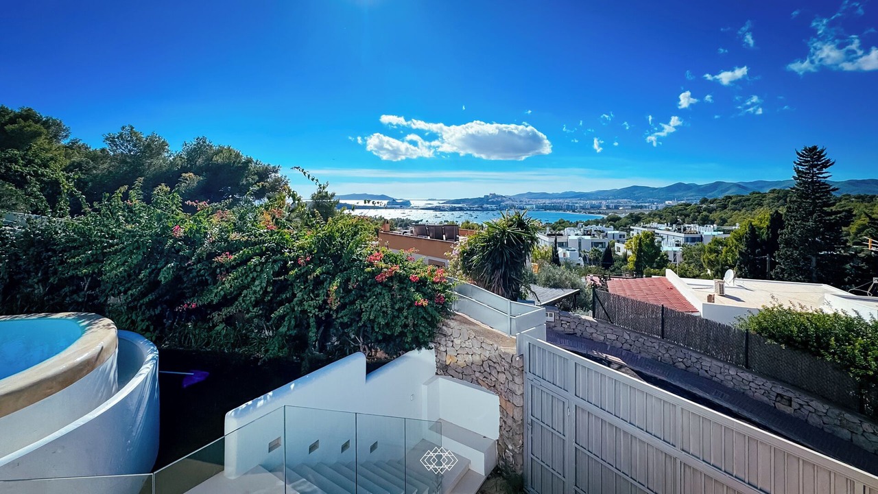 Photo of Outdoor in Puig Manya