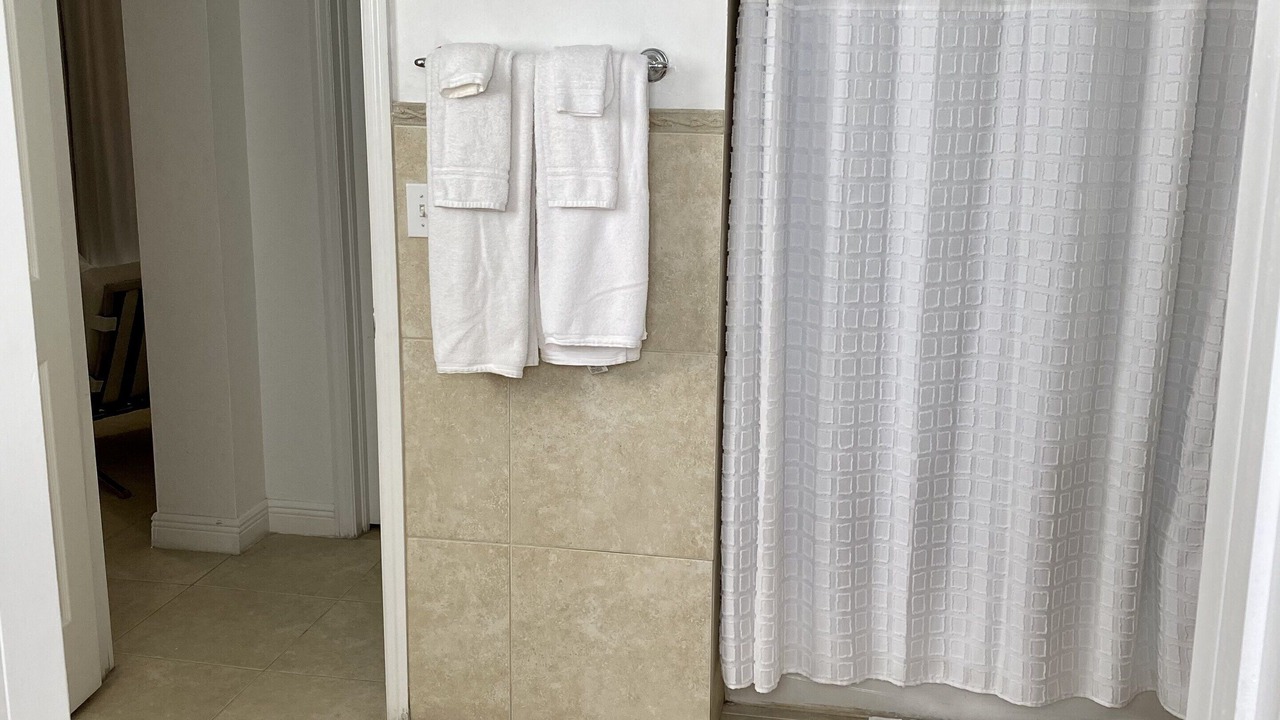 Photo of Bathroom in Alice Town