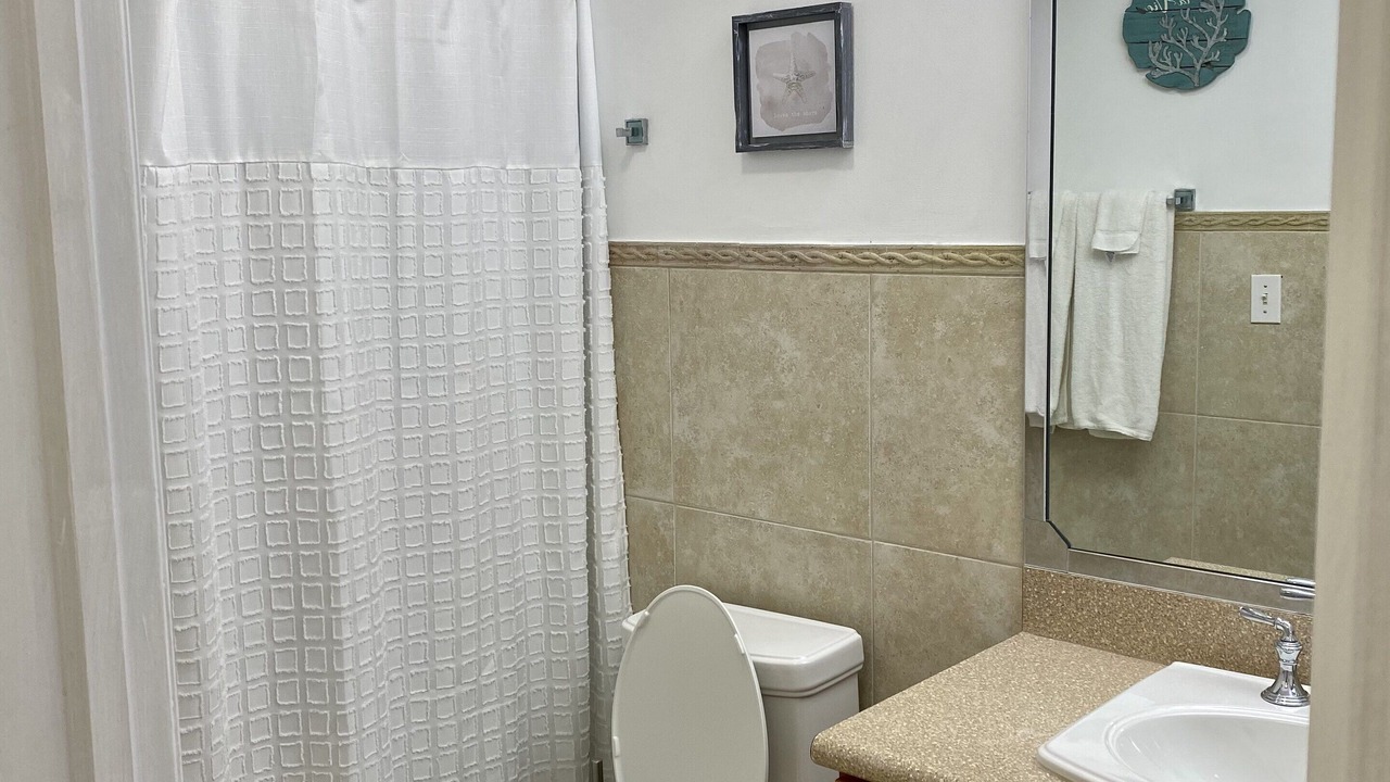 Photo of Bathroom in Alice Town