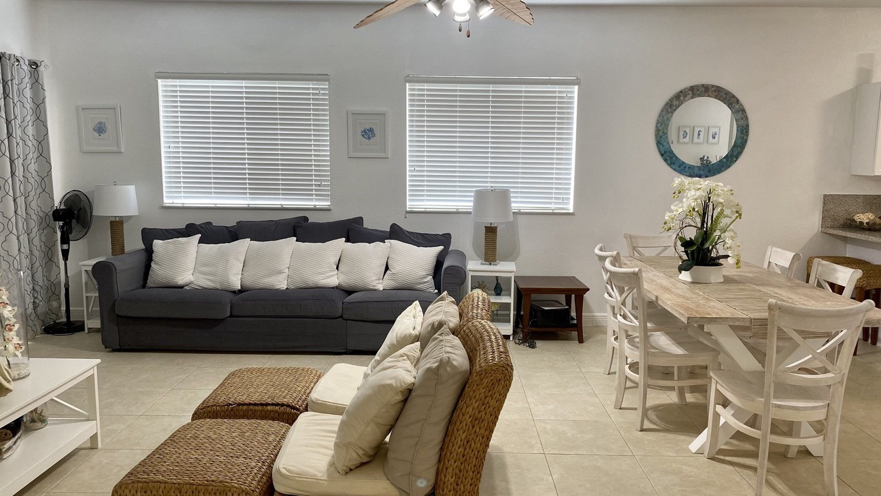 Photo of Livingroom in Alice Town