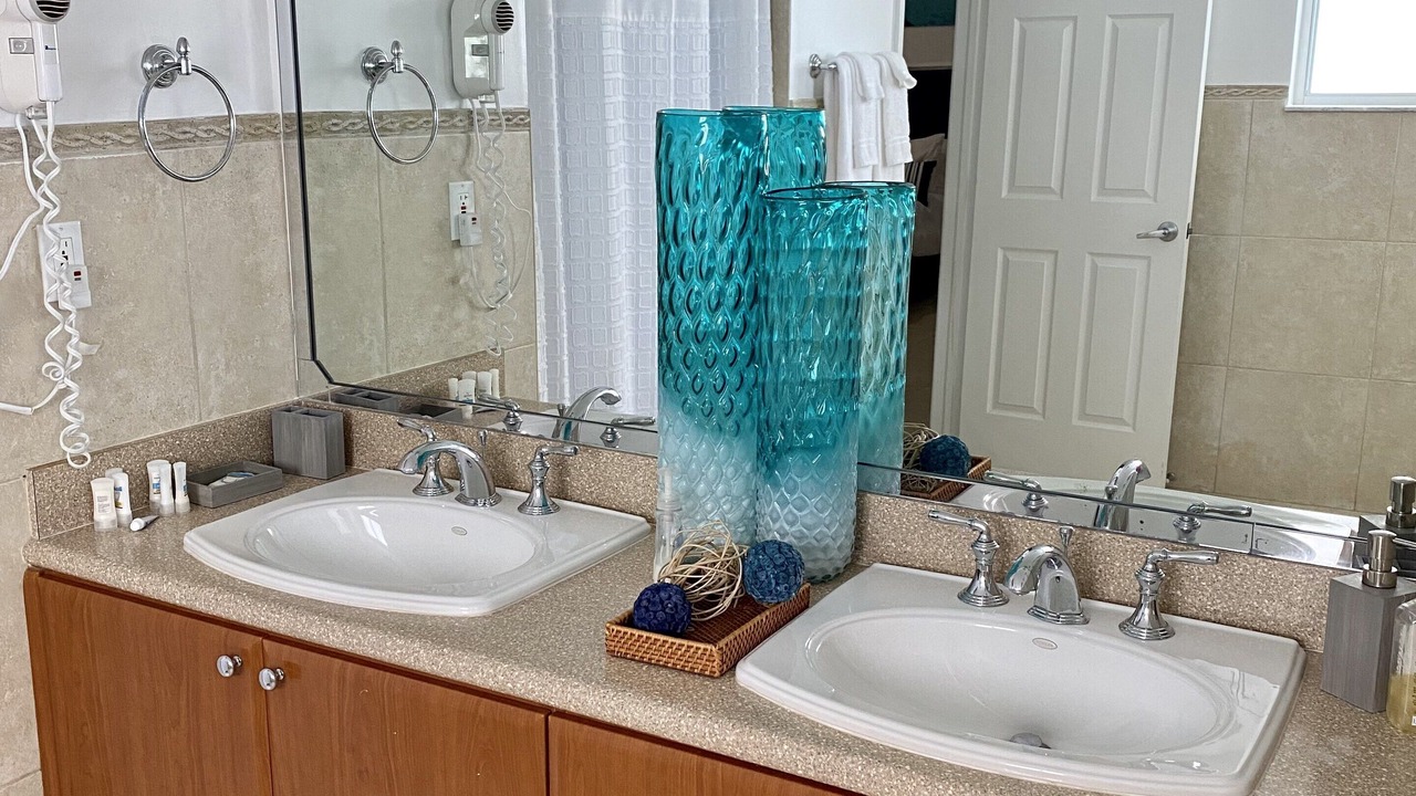 Photo of Bathroom in Alice Town