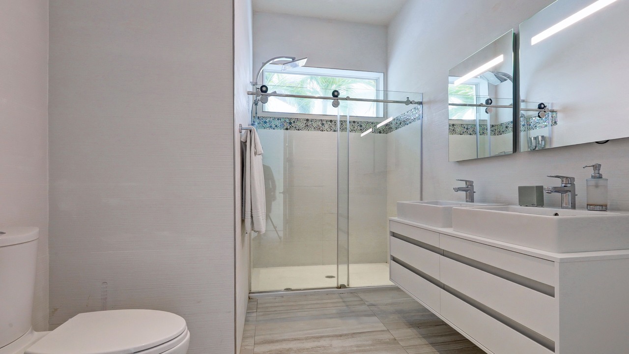 Photo of Bathroom in Jimmy Hill