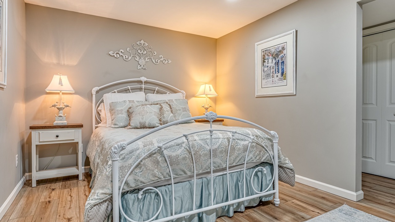 Photo of Bedroom in Flat Rock