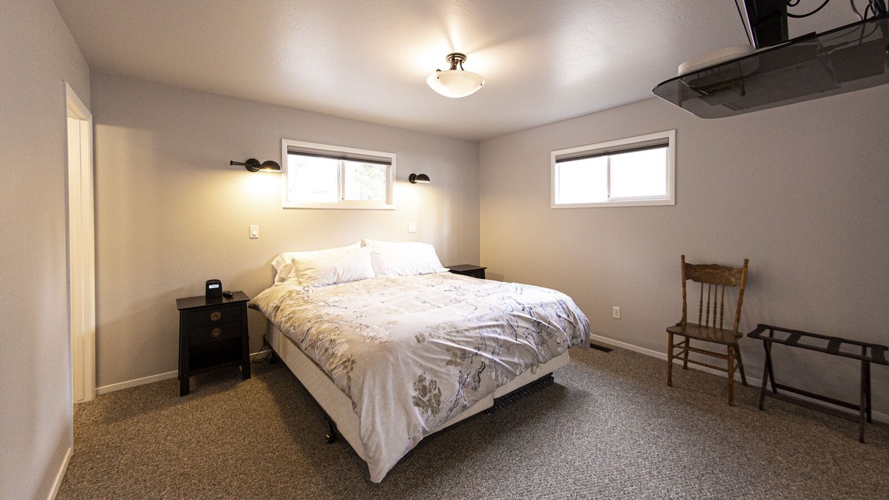Photo of Bedroom in Skyland