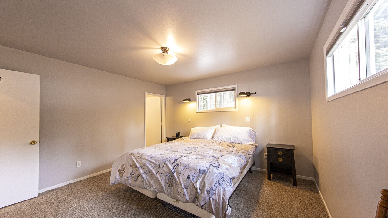 Photo of Bedroom in Skyland