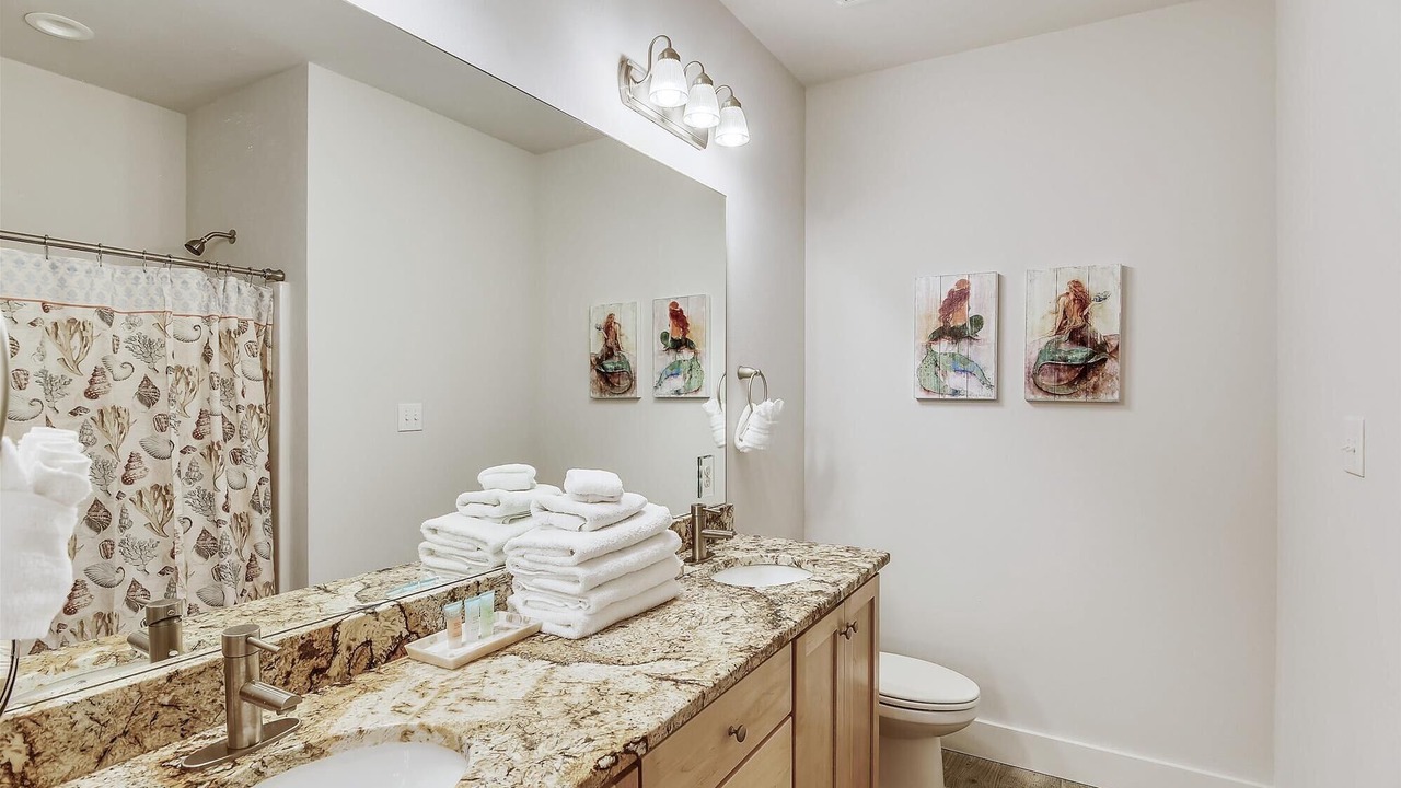Photo of Bathroom in Orange Beach