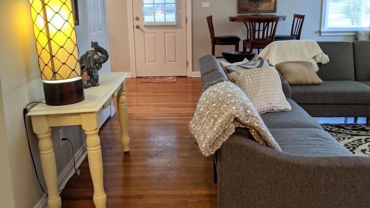Photo of Livingroom in Erie