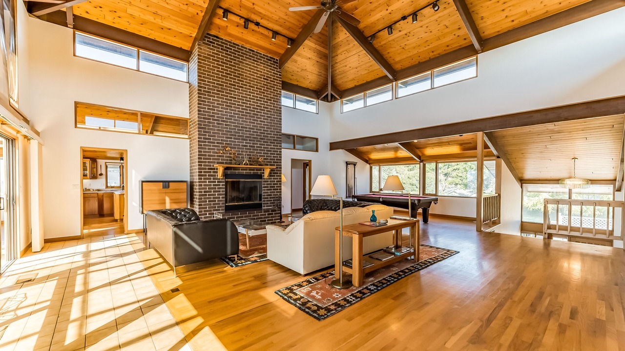Photo of Livingroom in Crescent City North