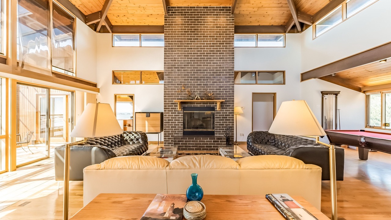 Photo of Livingroom in Crescent City North