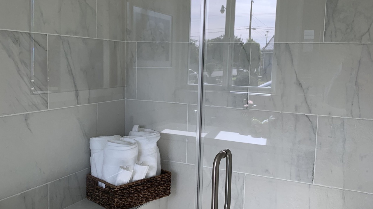 Photo of Bathroom in Northwest Anaheim