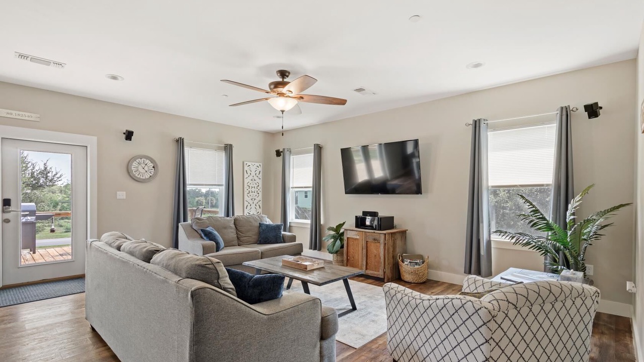 Photo of Livingroom in Long Beach