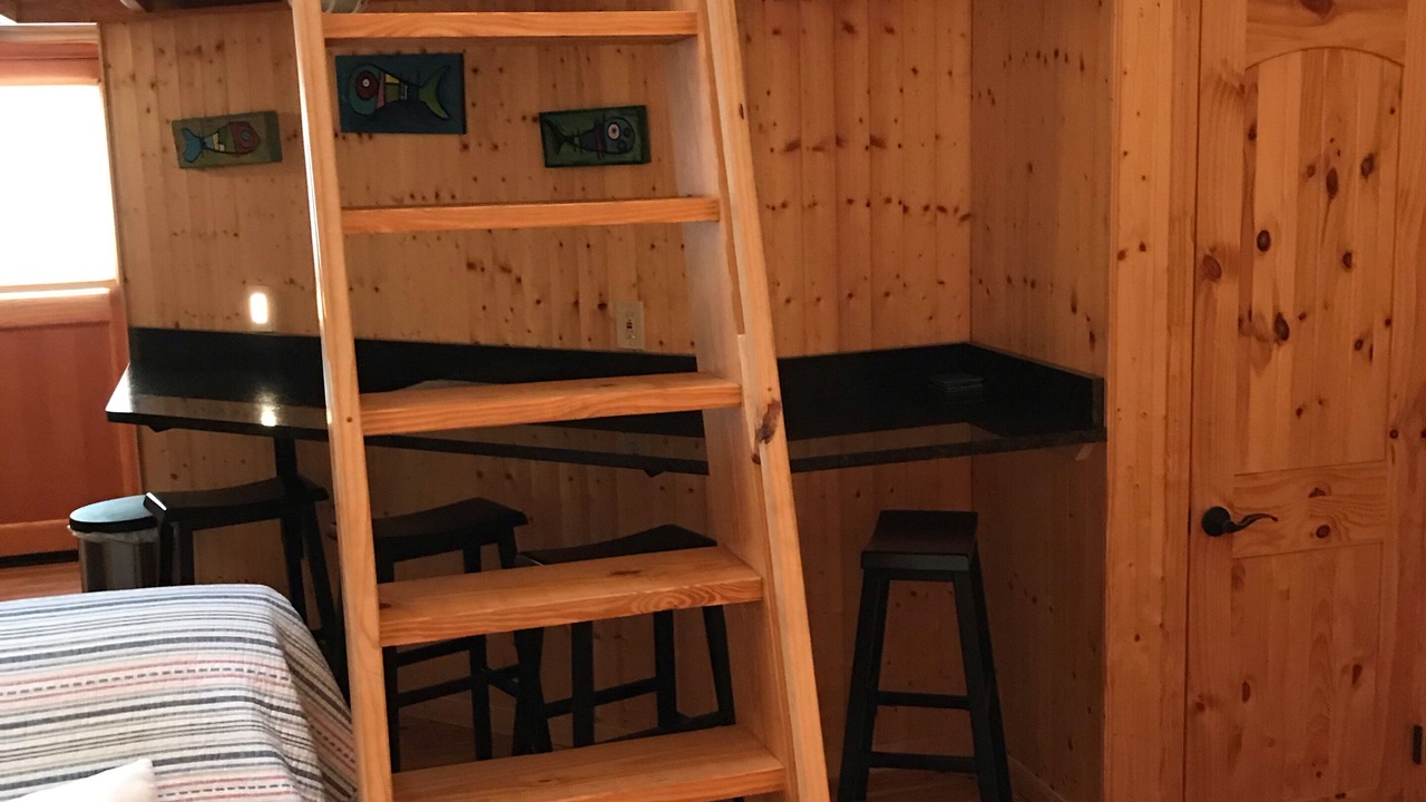 Photo of Bedroom in Alpine Bay