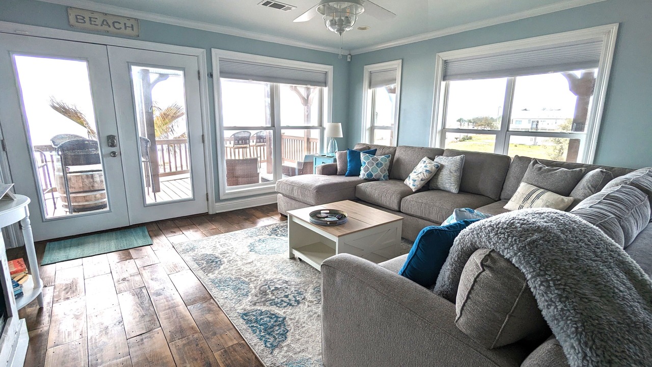 Photo of Livingroom in Long Beach