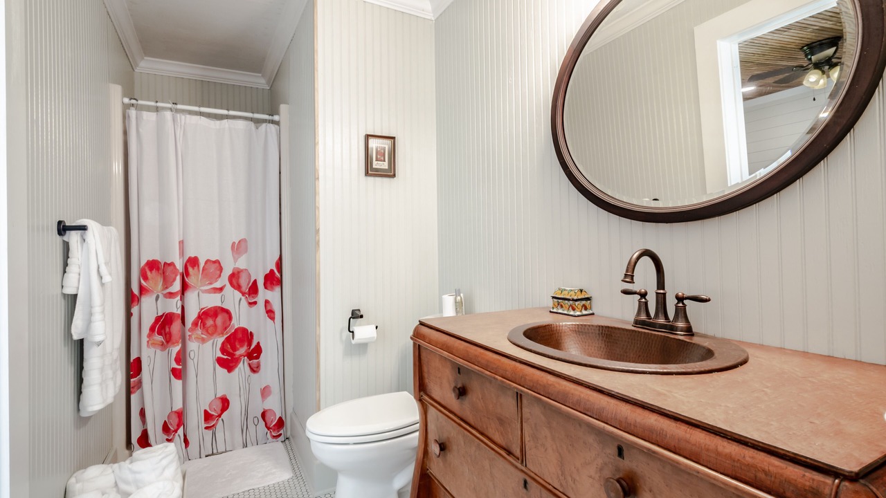 Photo of Bathroom in Venetia