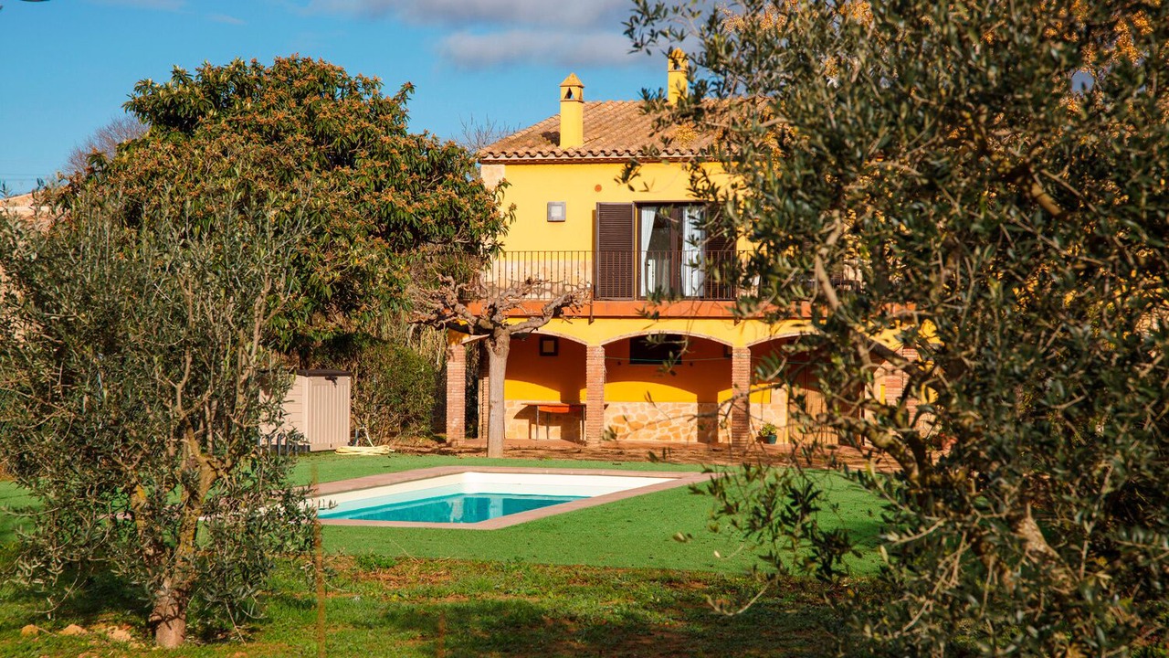 Photo of Outdoor in Llampaies