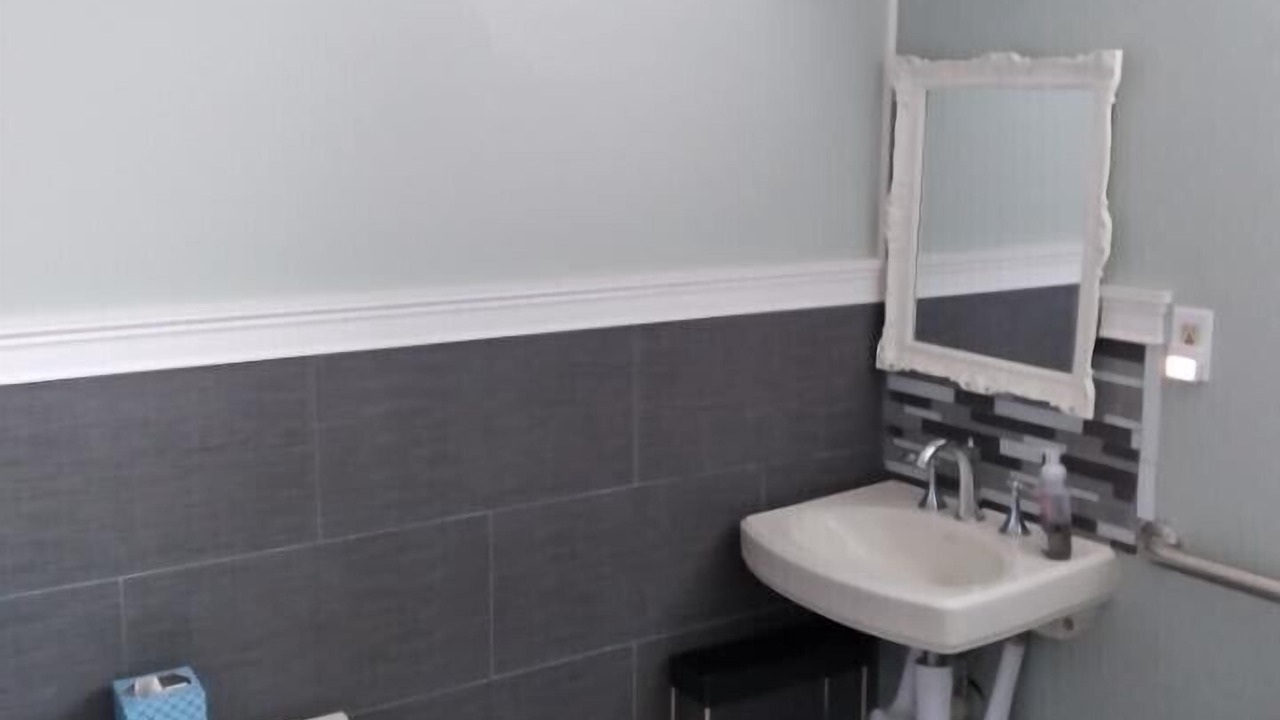 Photo of Bathroom in Historic District