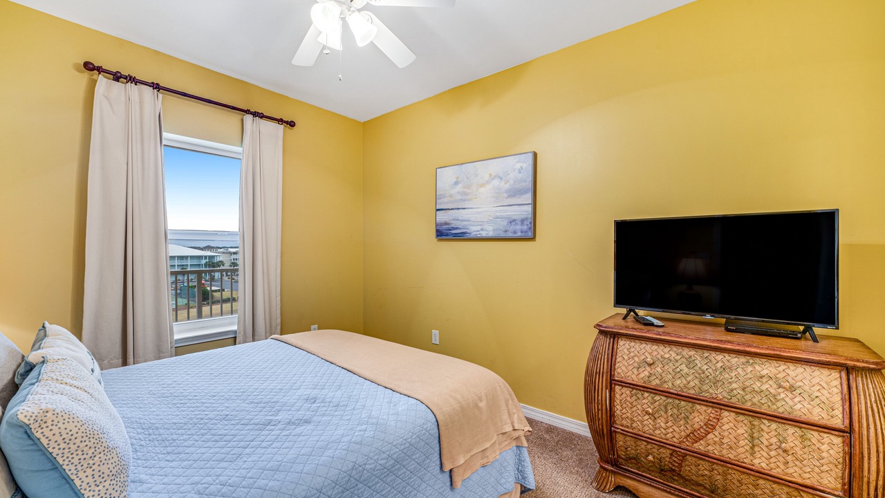 Photo of Bedroom in Orange Beach East