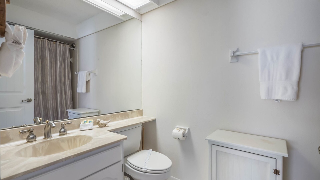 Photo of Bathroom in Holmes Beach
