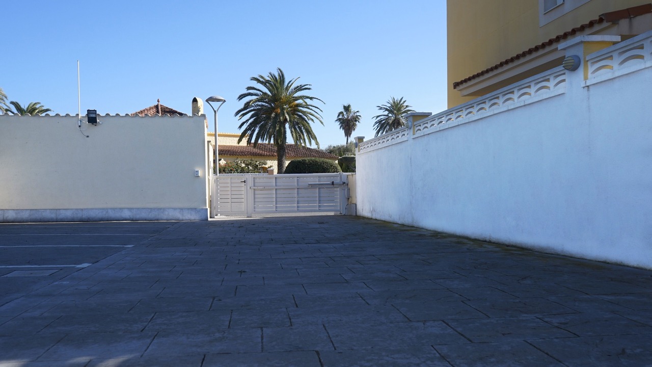 Photo of Outdoor in Miami Platja