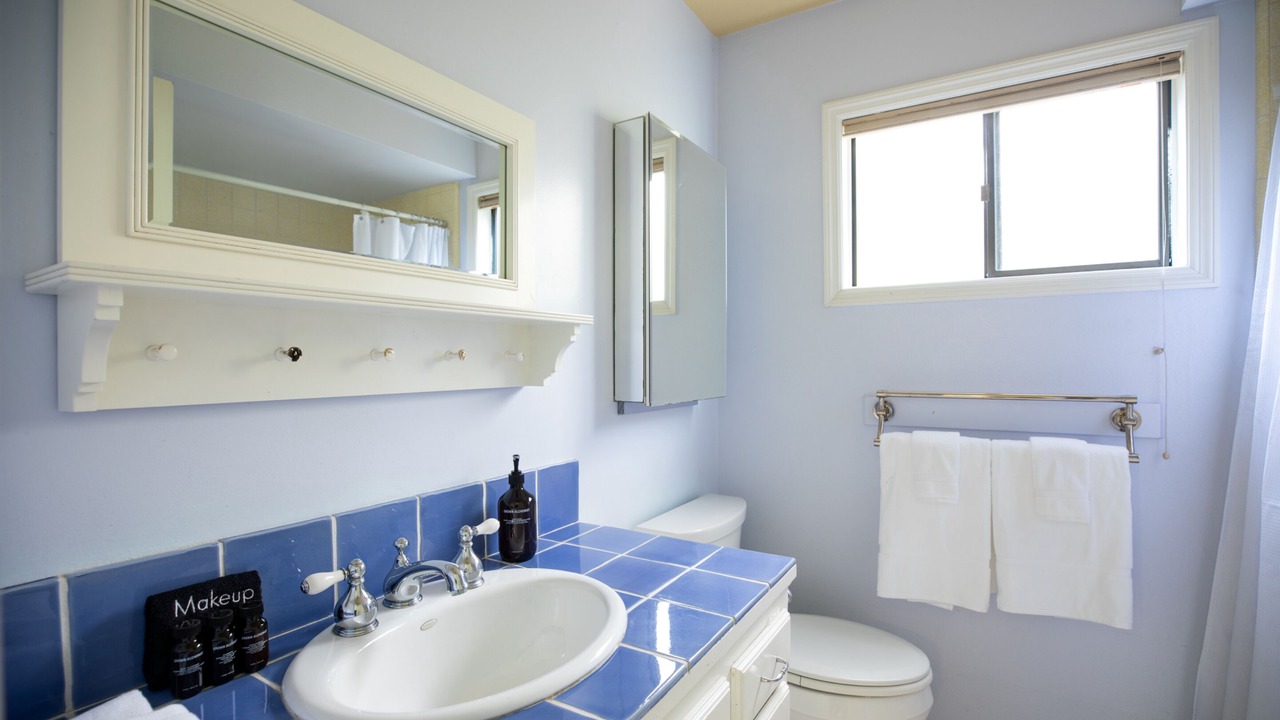 Photo of Bathroom in Roseville - Fleet Ridge