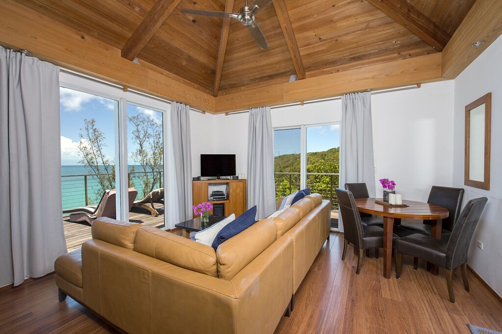 Photo of Livingroom in Savannah Sound