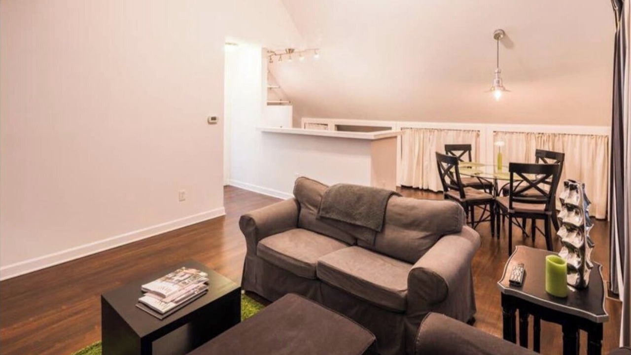 Photo of Livingroom in Melrose