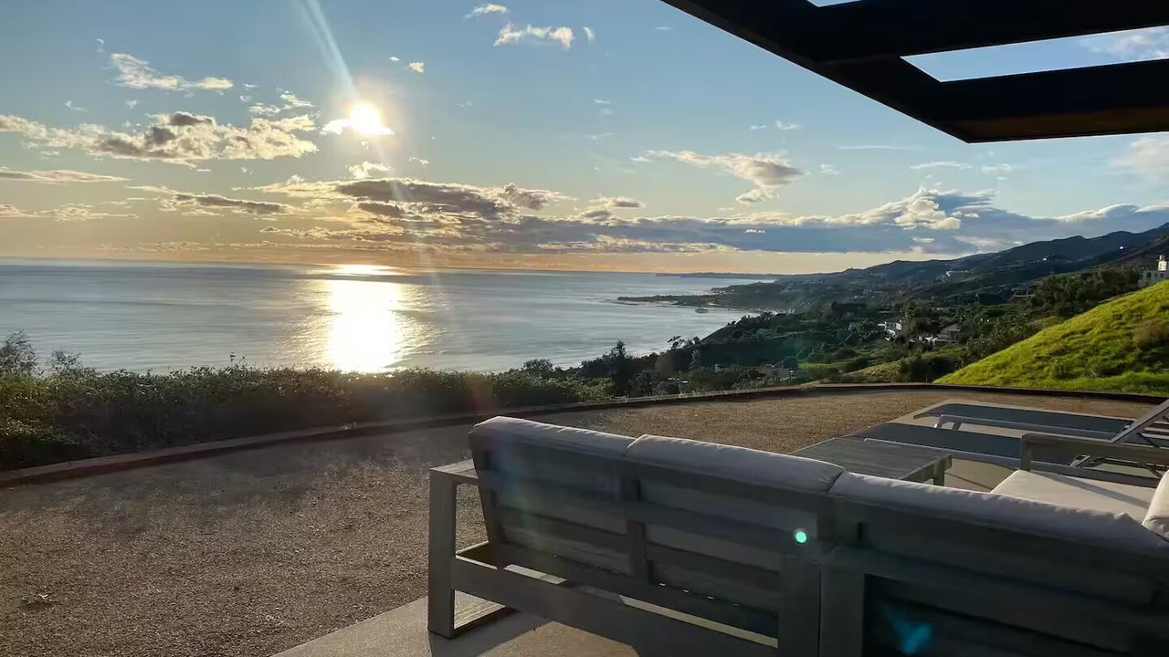 Photo of Patio Balcony in Eastern Malibu