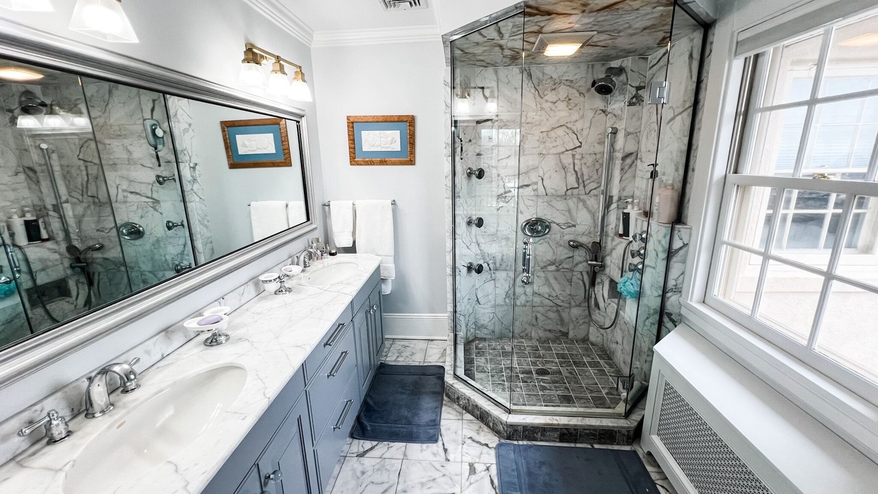 Photo of Bedroom in Mamaroneck