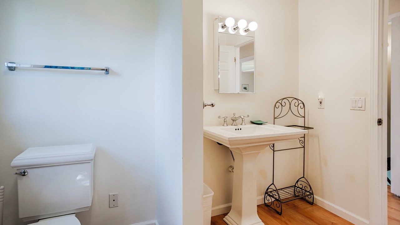 Photo of Bathroom in Valois