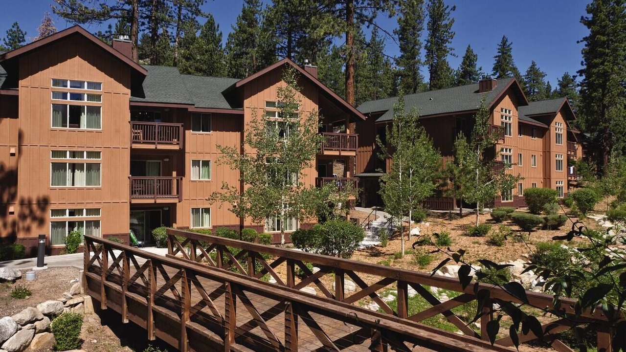 Photo of Outdoor in Round Hill Village