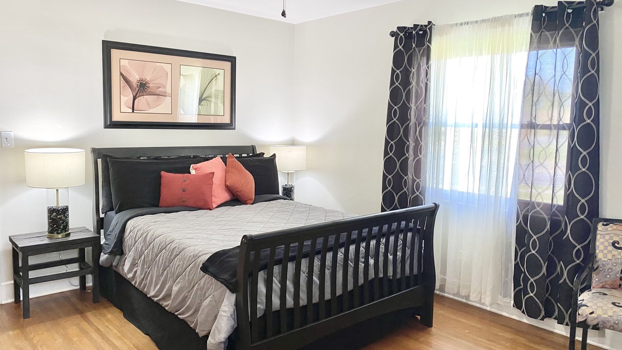 Photo of Bedroom in Toddville Road