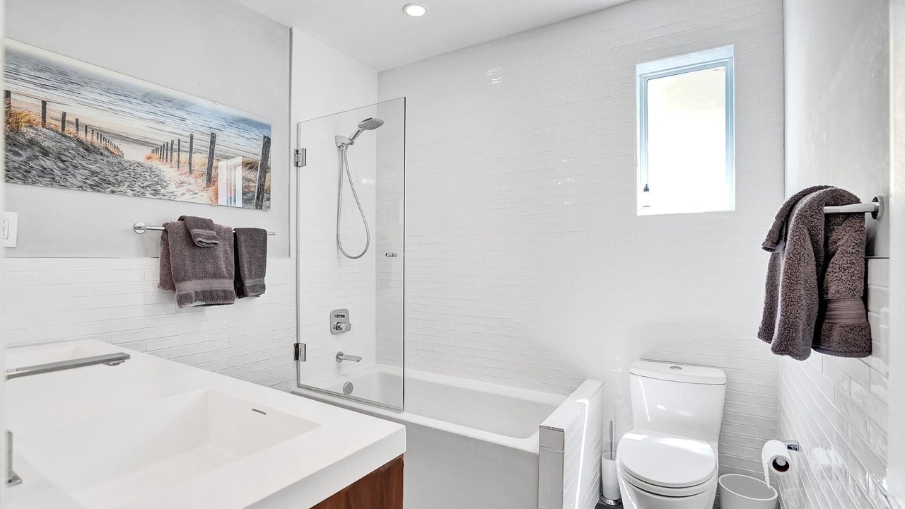 Photo of Bathroom in Victoria Park