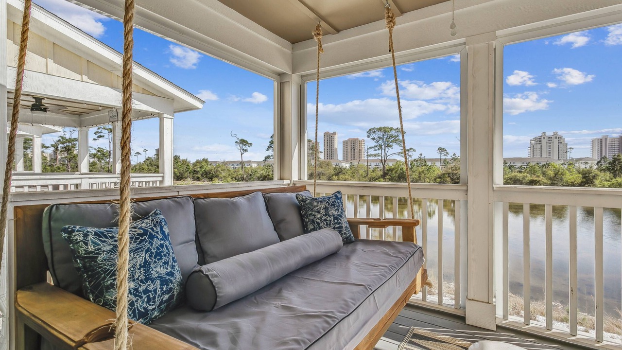 Photo of Patio Balcony in Ono Island