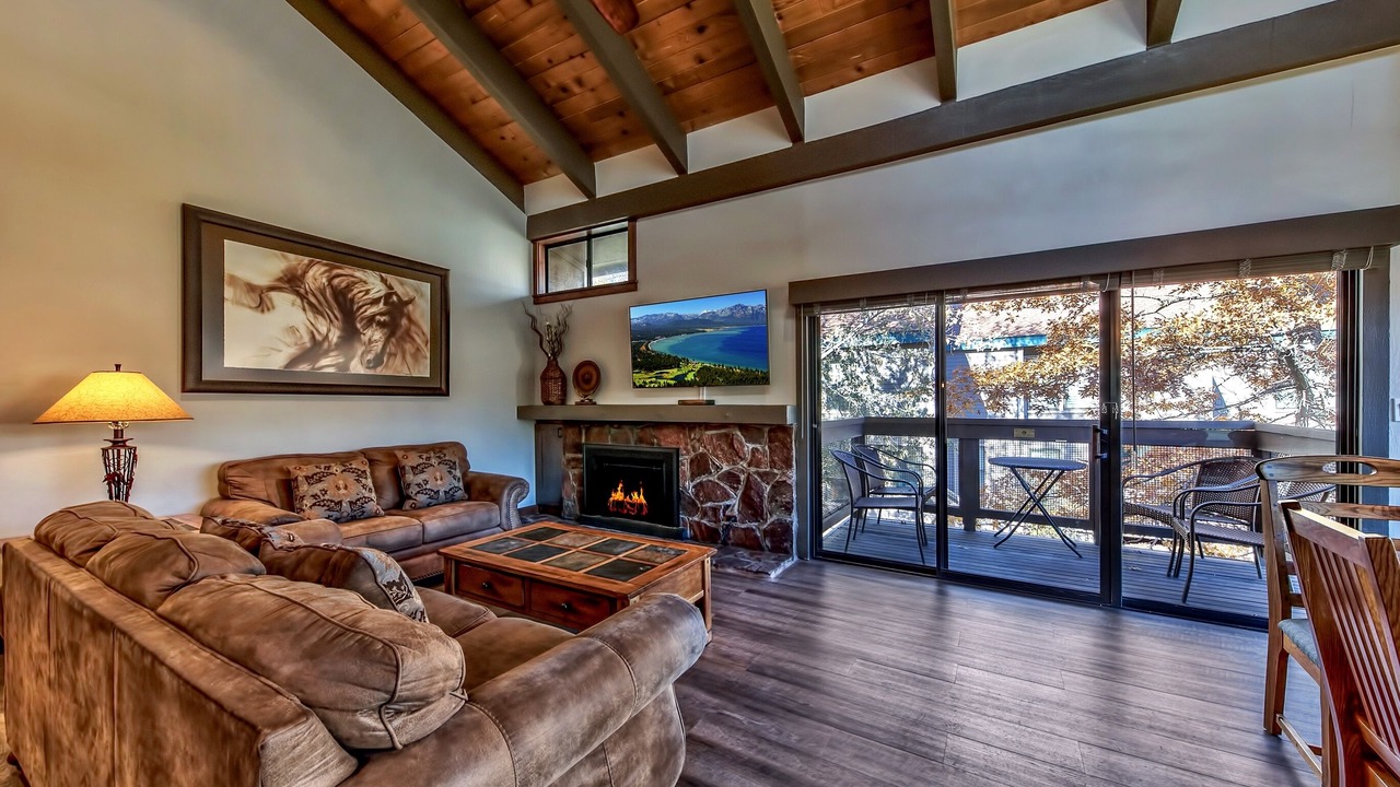 Photo of Livingroom in South Lake Tahoe