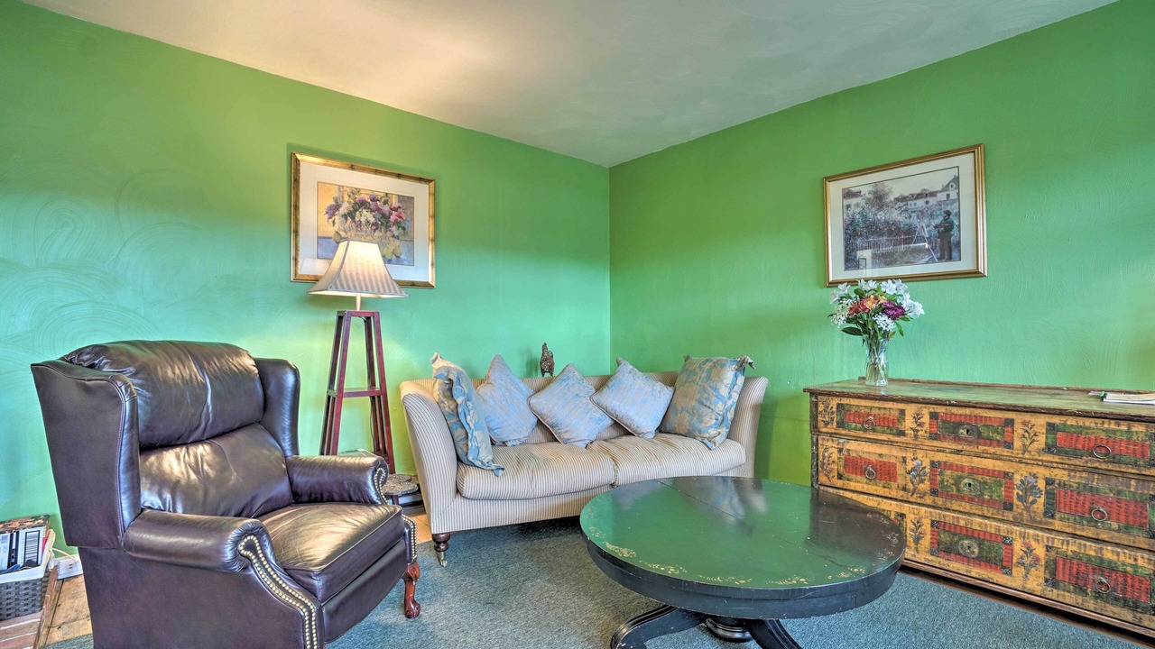 Photo of Livingroom in Cambridge Springs