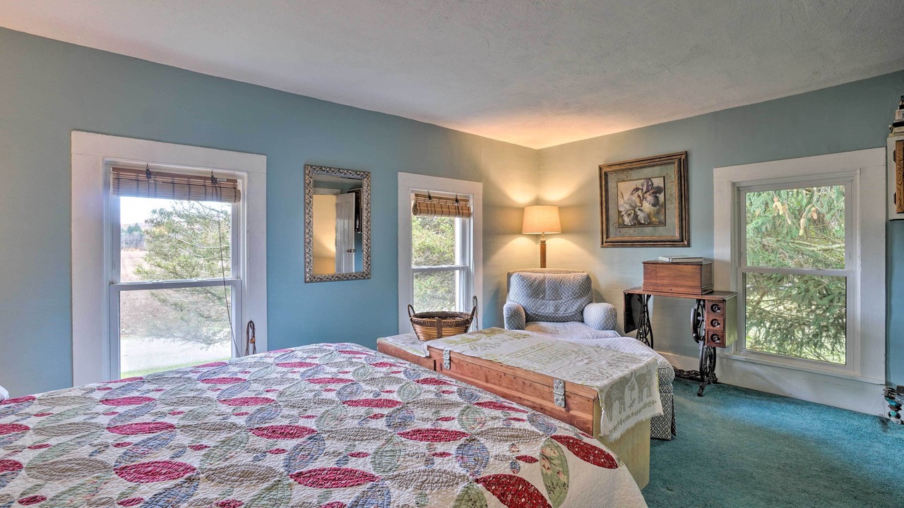 Photo of Bedroom in Cambridge Springs