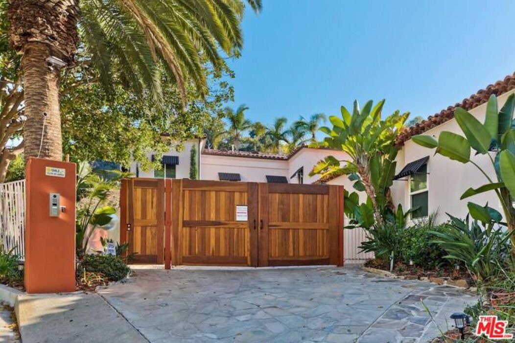 Photo of Outdoor in Beverly Hills
