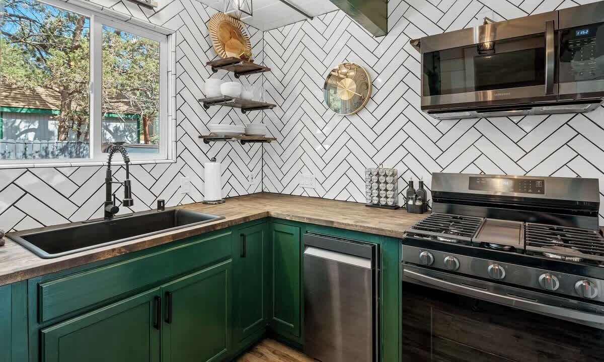 Photo of Kitchen in Big Bear City