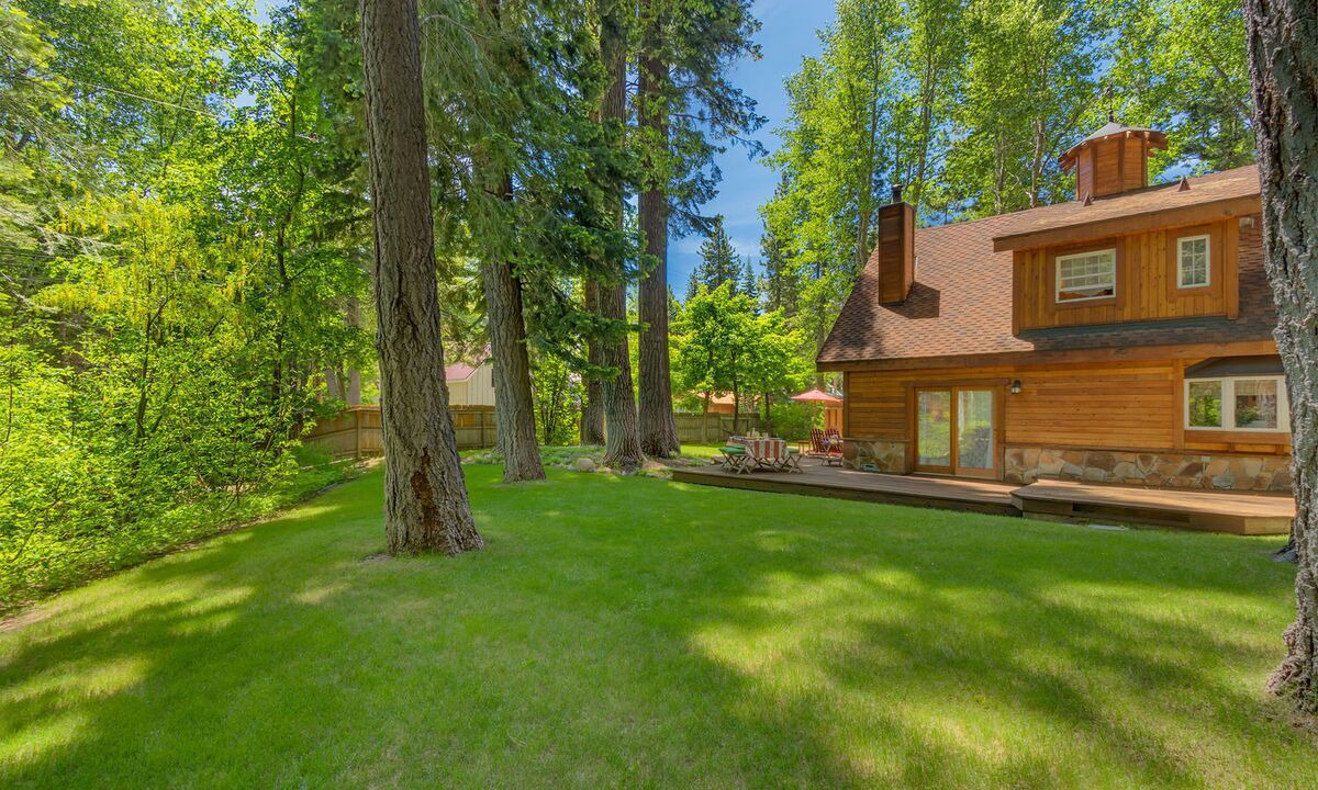 Photo of Others in Tahoe Pines