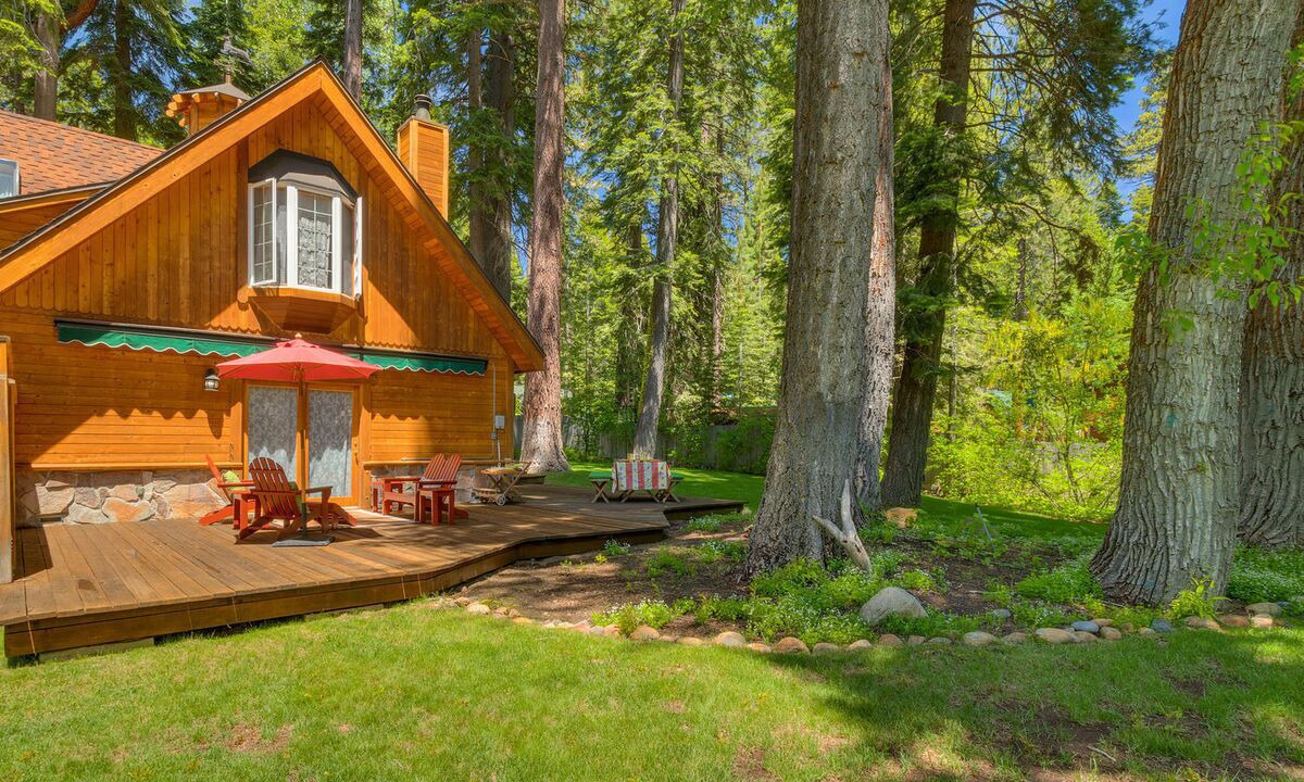 Photo of Patio Balcony in Tahoe Pines