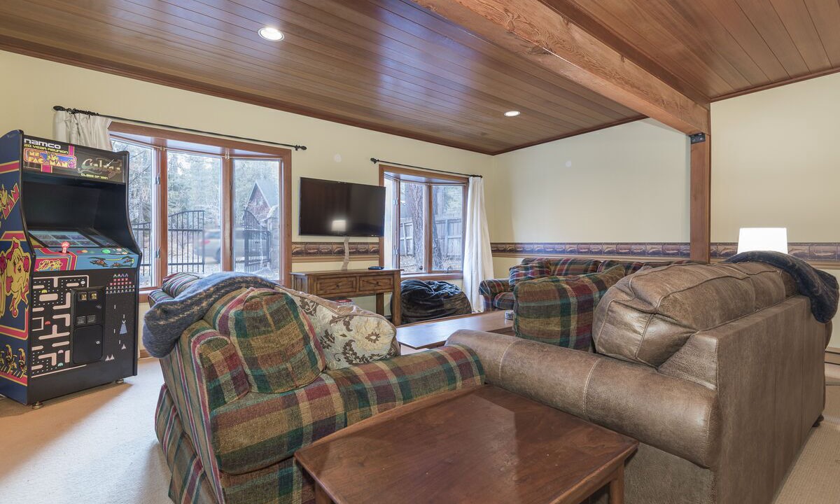 Photo of Bedroom in Tahoe Pines