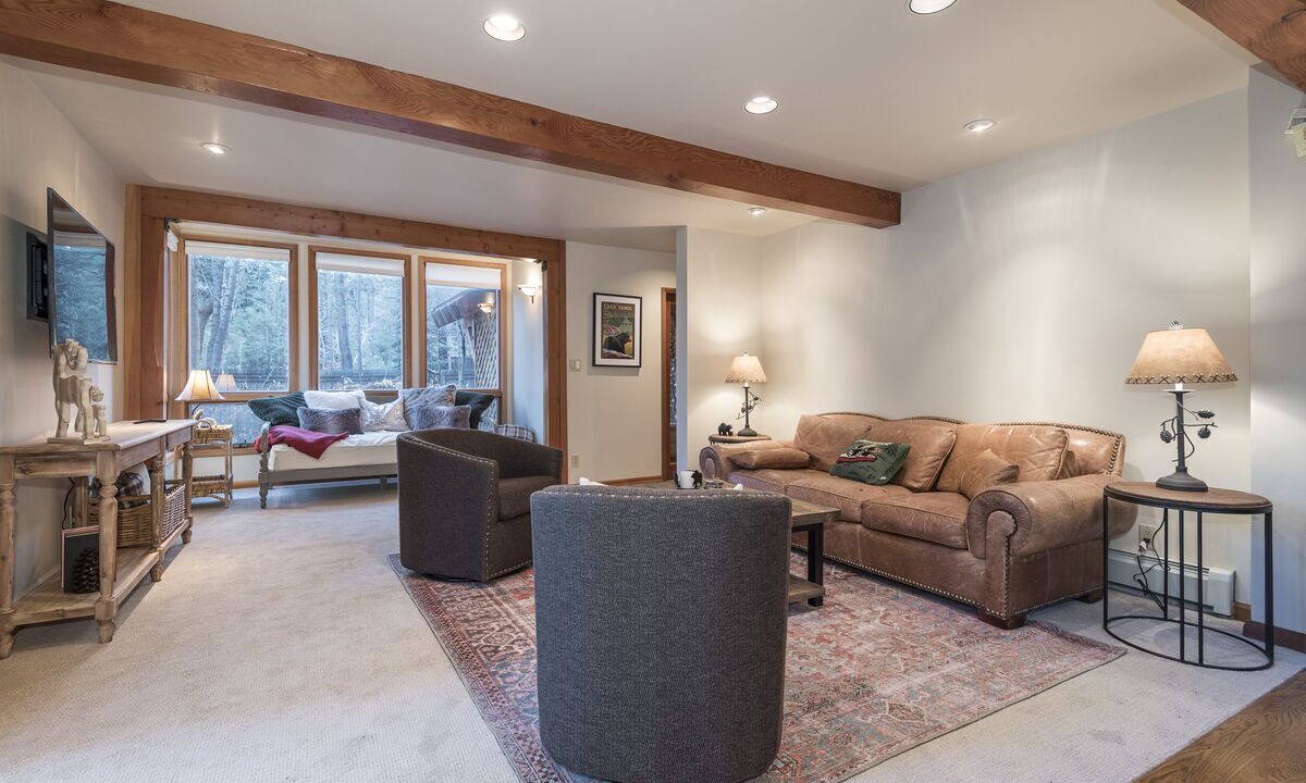 Photo of Bedroom in Tahoe Pines