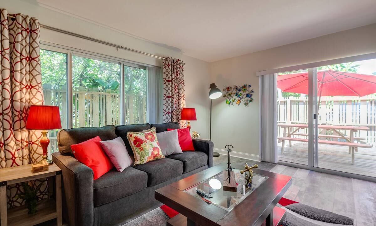 Photo of Livingroom in Coral Ridge