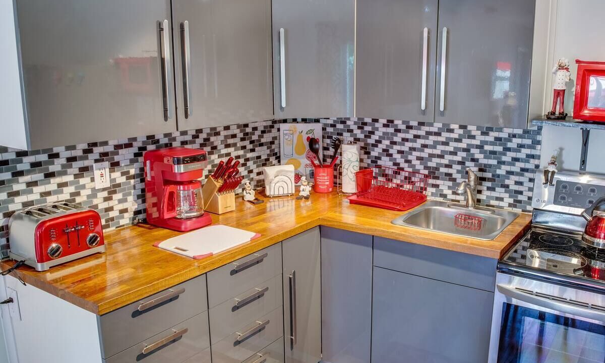 Photo of Kitchen in Coral Ridge