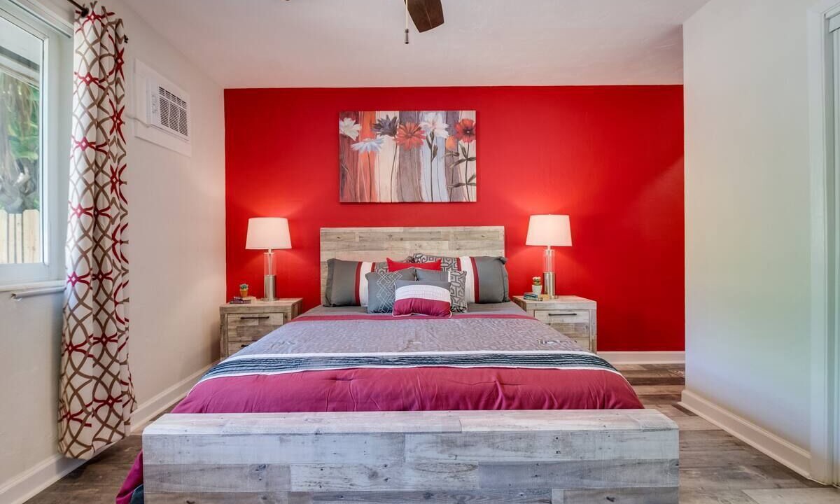 Photo of Bedroom in Coral Ridge